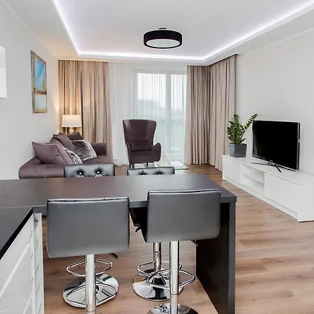 Shortstaypoland Wynalazek Apartamento *