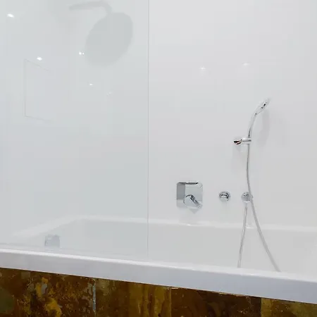 Shortstaypoland Wynalazek Apartamento